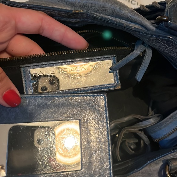 Authentic Balenciaga Motorcycle Bag - Picture 3 of 11